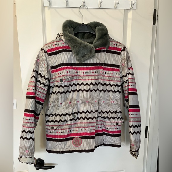 Burton Snowboarding Jacket - Picture 2 of 5